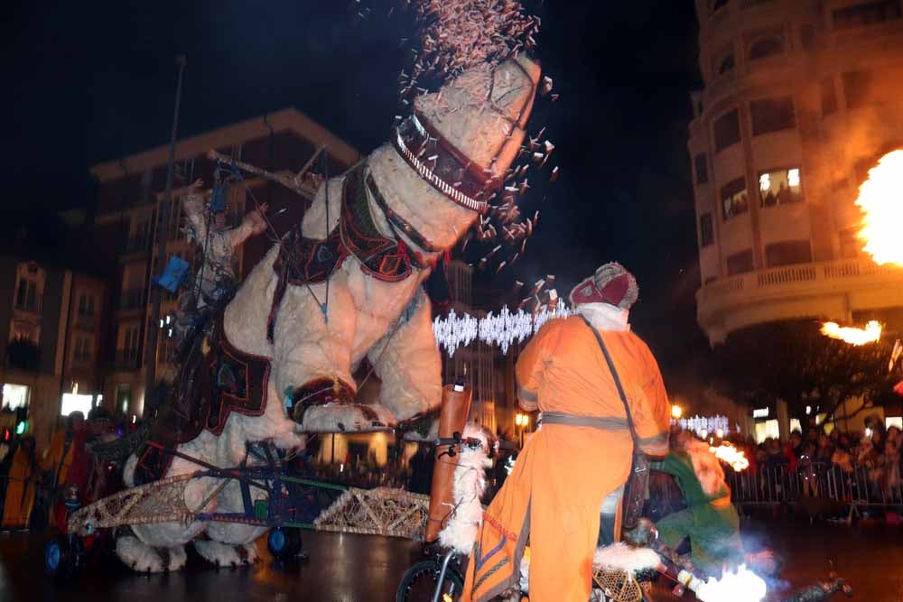 La Cabalgata de Reyes ha hecho las delicias de grandes y pequeños