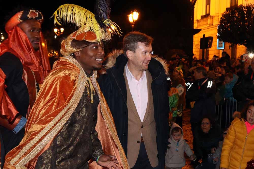 La Cabalgata de Reyes ha hecho las delicias de grandes y pequeños