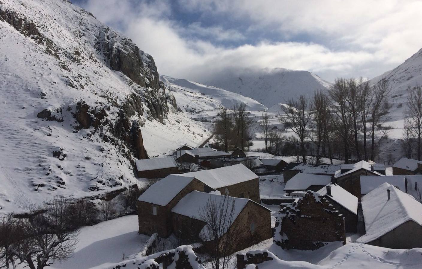 Nieve en la comarca de Laciana (León).