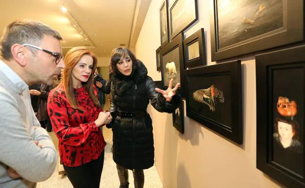 Silvia Clemente ha inaugurado la muestra 'Polifonías', ubicada en las Cortes de Castilla y León