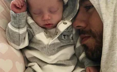 Enrique Iglesias con sus bebé. 