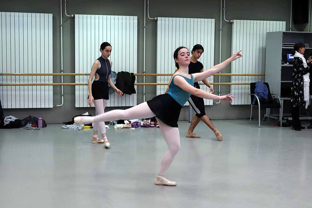 Así imparten las clases los alumnos de la Escuela Profesional de Danza