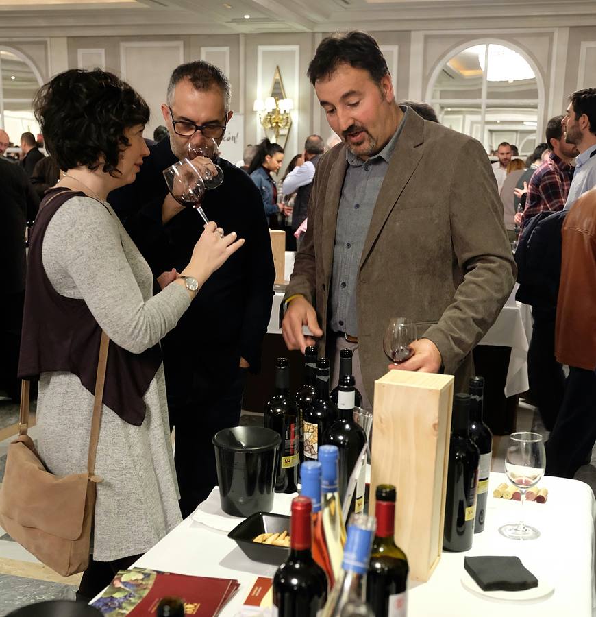 112 bodegas de todas las Denominaciones de Origen regionales han participado en el evento celebrado en el hotel Villa Magna de Madrid