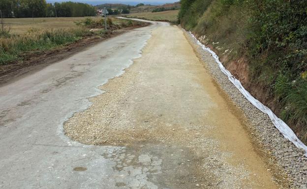 Imagen de una de las carreteras que tiene que ser arreglada de manera recurrente