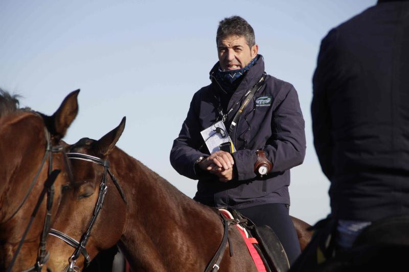 Ambiente en la carrera de galgos de este sábado en Madrigal de las Altas Torres, durante los cuartos de final del Campeonato Nacional