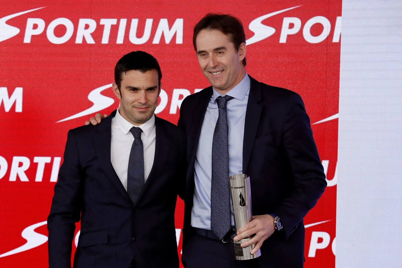 Julen Lopetegui premiado por la Asociación de la Prensa Deportiva de Madrid. 