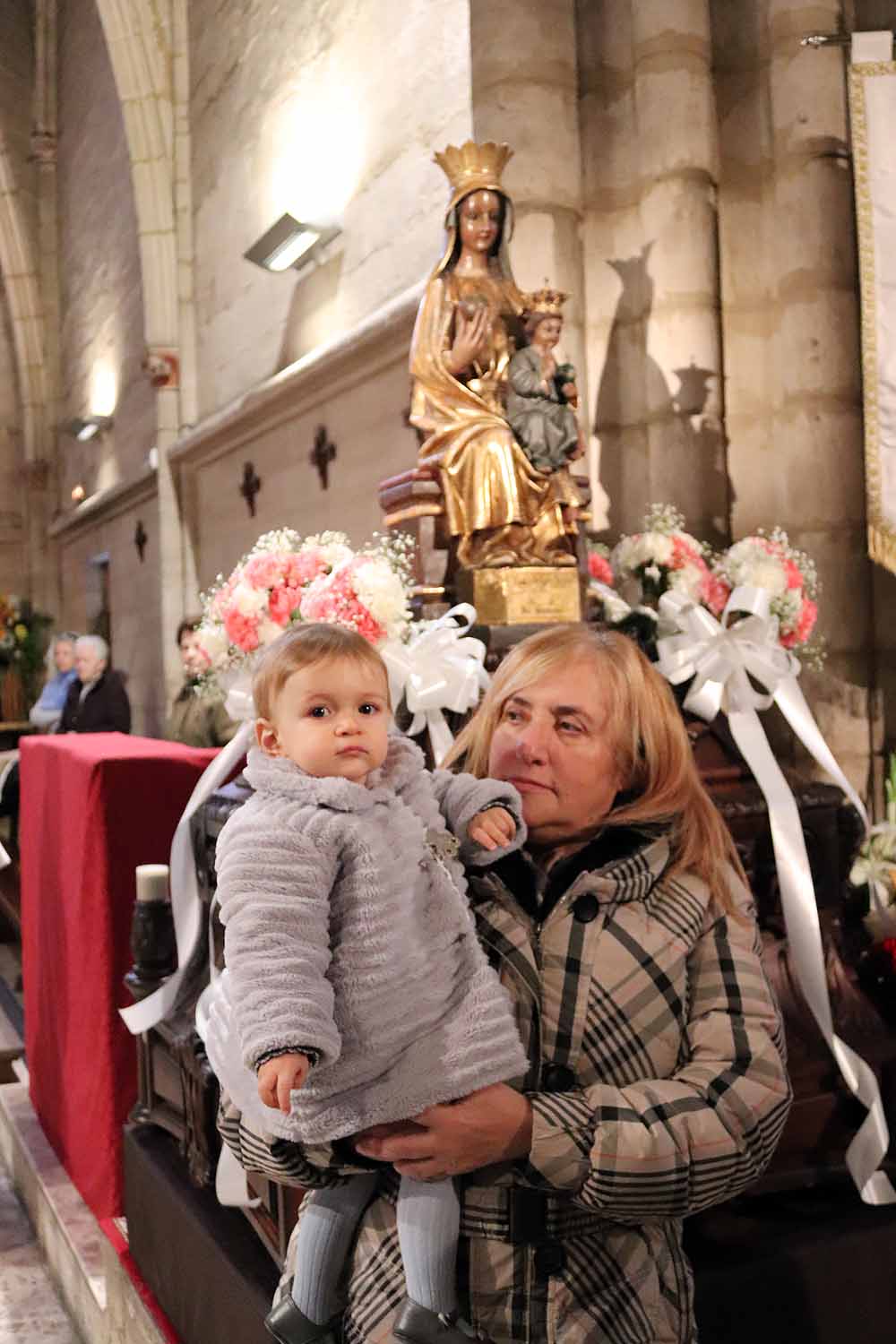 Estos son los bebés que han recibido la bendición de la Misa de la Luz