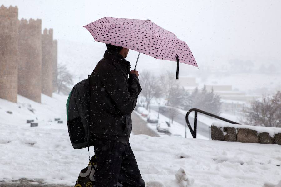 Nieve en Ávila.