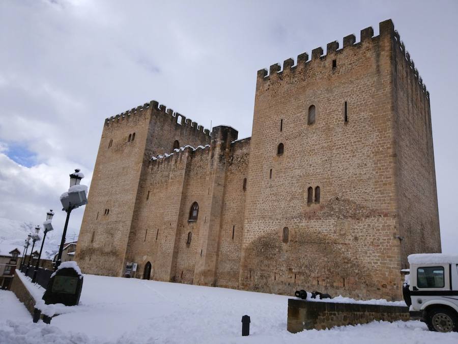 Aquí os dejamos unas imágenes sobre el paso del temporal de nieve por la provincia de Burgos