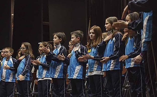 Ensayo de los alumnos de Cantania