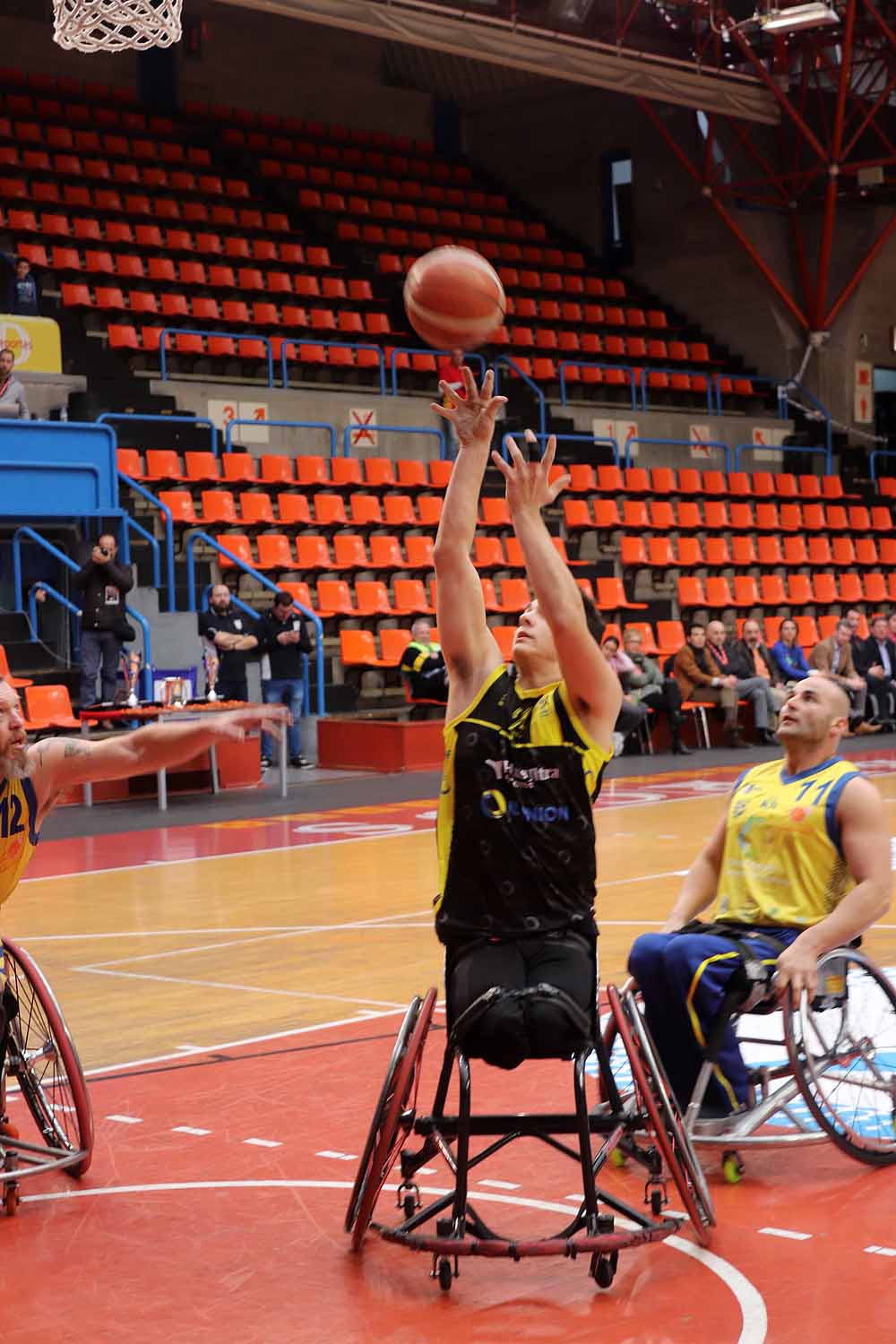 El CD Ilunion consiguió ante BSR Gran Canaria su 17º título de Copa del Rey de baloncesto en silla de ruedas, tras imponerse en la final por un claro 96-77