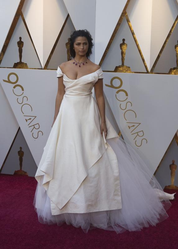 Fotos: Salma Hayek y las otras peor vestidas de los Oscar