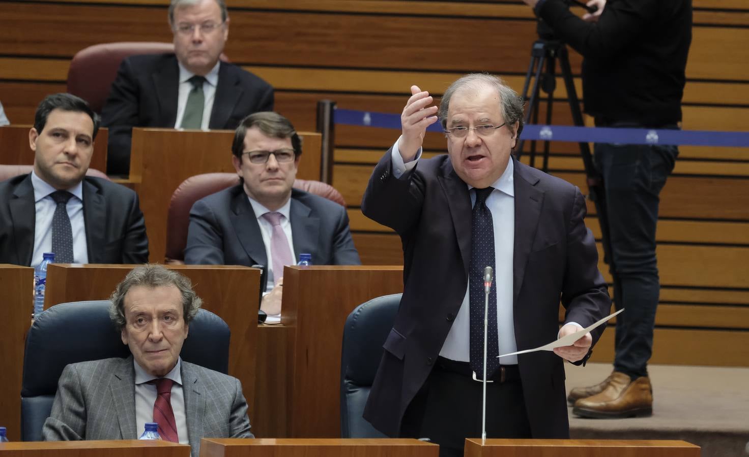 Fotos: Pleno en las Cortes de Castilla y León