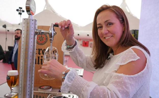 Pilar García, campeona de Castilla y León y subcampena nacional de tiraje de cerveza 2017.