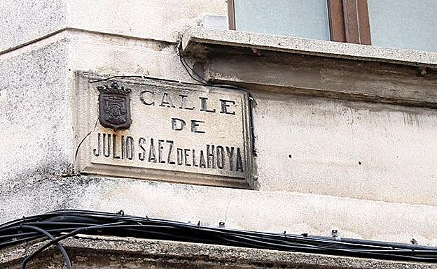 La calle Julio Sáez de la Hoya está incluida en la lista.