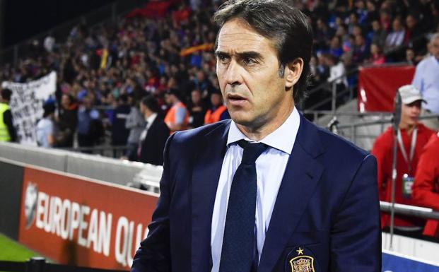 Julen Lopetegui, durante un partido de la fase de clasificación. 