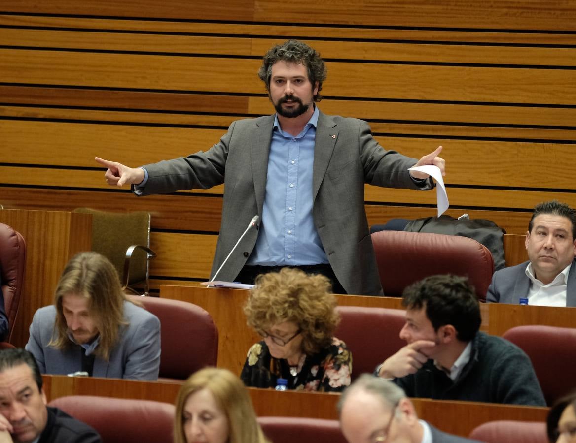 El presidente de la Junta de Castilla y León, Juan Vicente Herrera, ha tendido la mano una vez más para cerrar acuerdos de comunidad en torno a la ordenación del territorio y la reforma del Estatuto de Autonomía