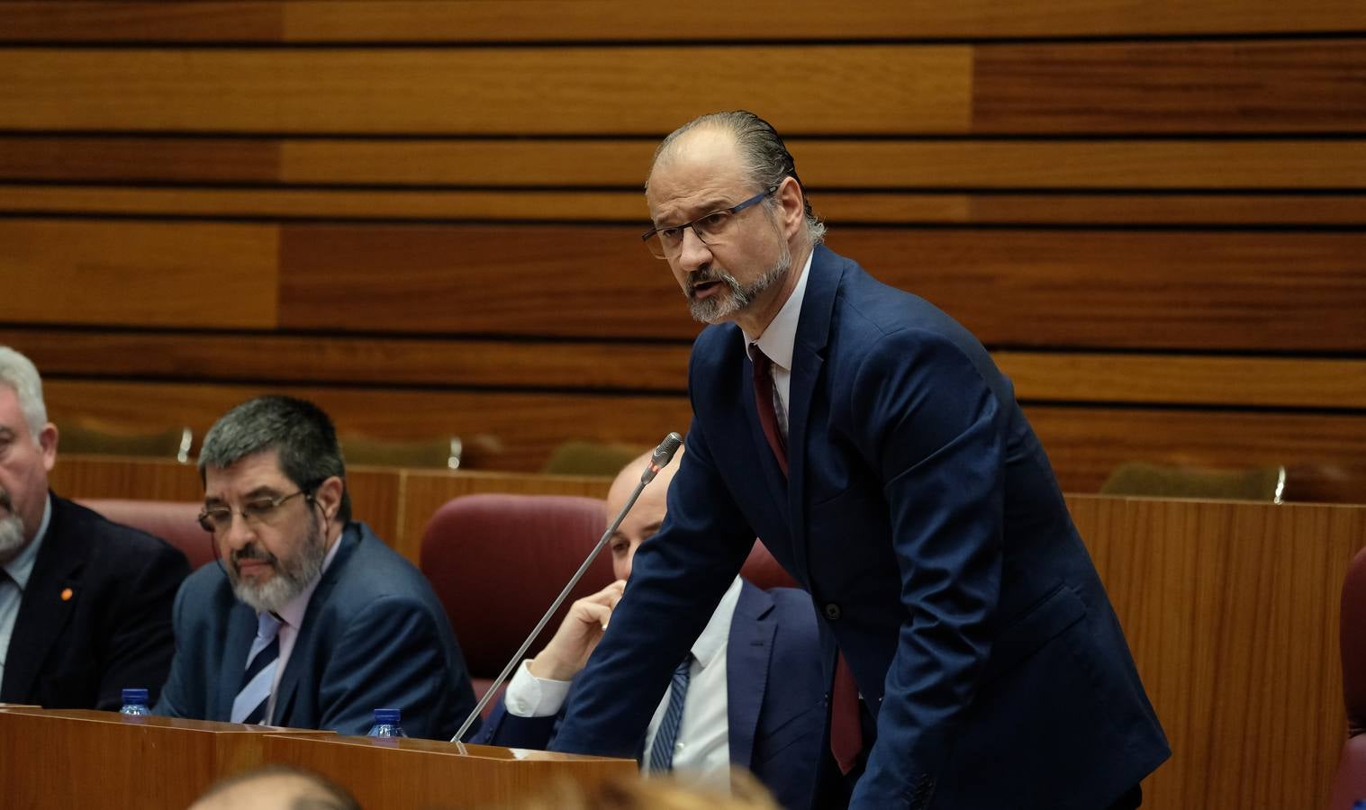 El presidente de la Junta de Castilla y León, Juan Vicente Herrera, ha tendido la mano una vez más para cerrar acuerdos de comunidad en torno a la ordenación del territorio y la reforma del Estatuto de Autonomía