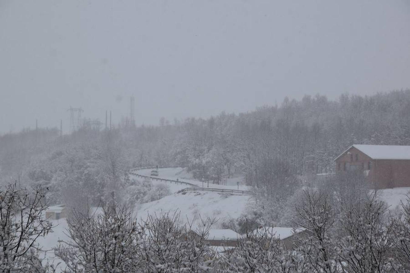 Fotos: Guardo recibe la primavera con medio metro de nieve