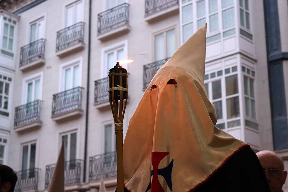 Fotos: Las imágenes de la Procesión del Santísimo Cristo de Burgos