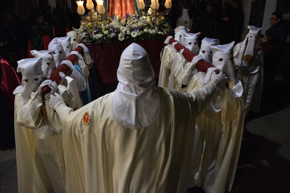 Fotos: Procesión de la Virgen de las Angustias