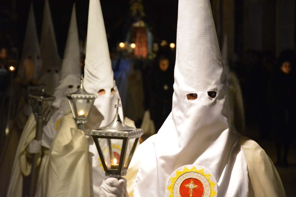 Fotos: Procesión de la Virgen de las Angustias