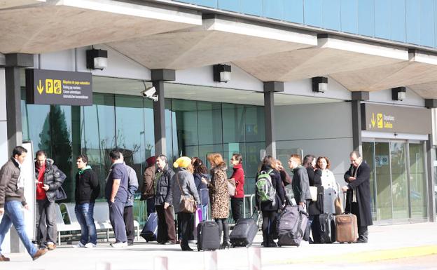 Los aeropuertos de la región volverán a llenarse de viajeros