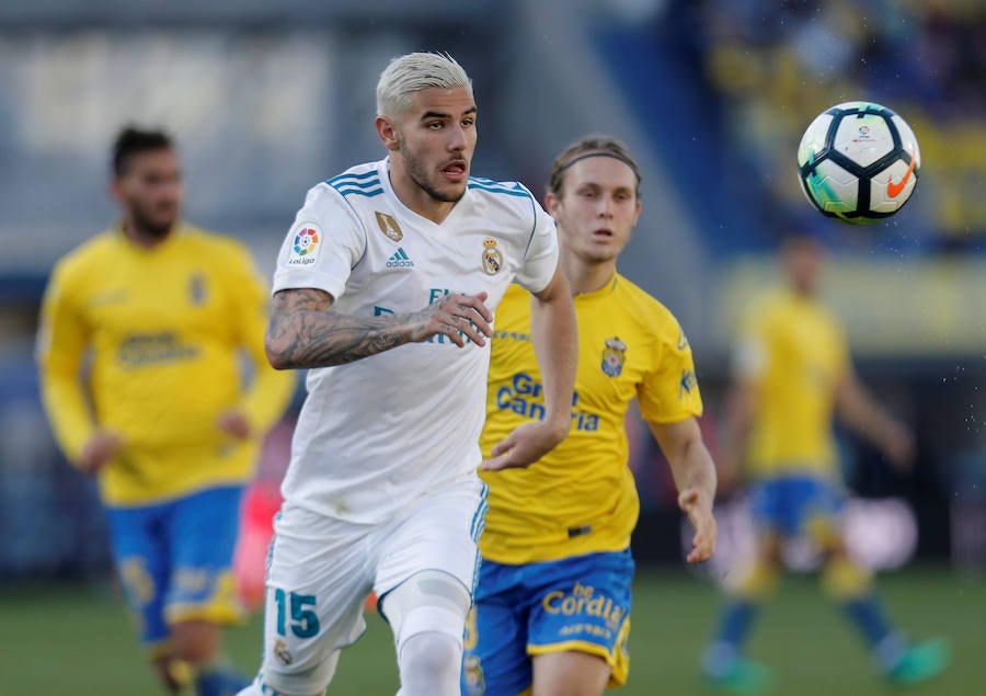 Con la mente puesta en el duelo europeo ante la Juventus y varias rotaciones, el Real Madrid superó a Las Palmas con dos tantos de Gareth Bale y uno de Karim Benzema.