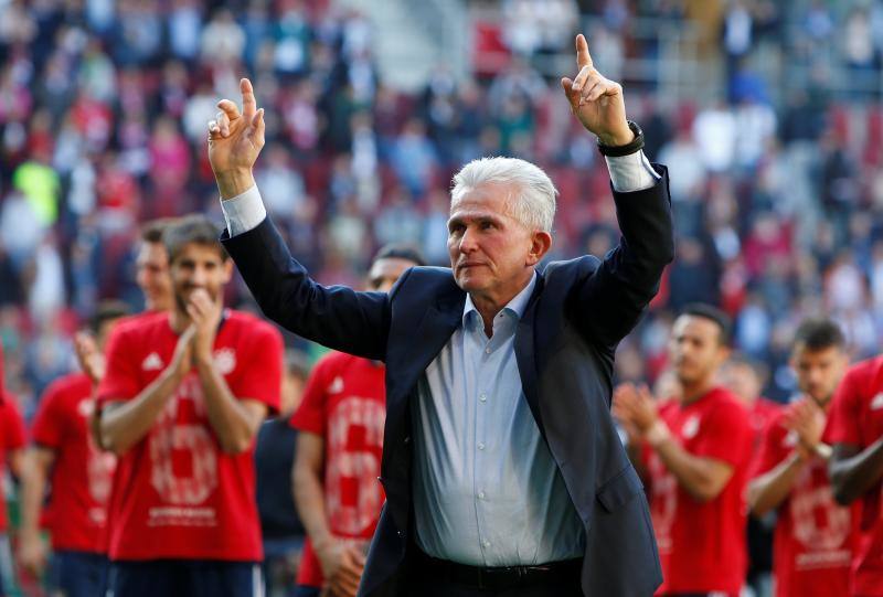 Jupp Heynckes, celebrando la Bundesliga del Bayern.