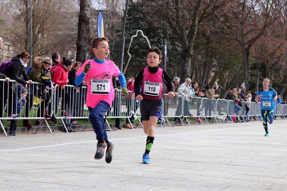 Fotos: La carrera de los prebenjamines, benjamines y alevines
