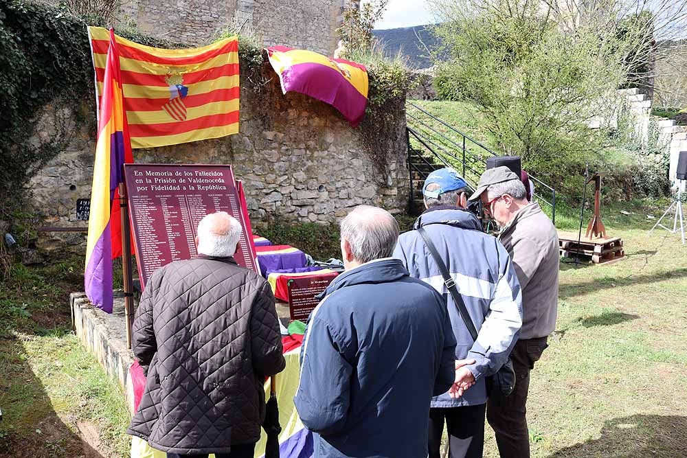 Fotos: Entrega de los restos de cuatro represaliados en Valdenoceda