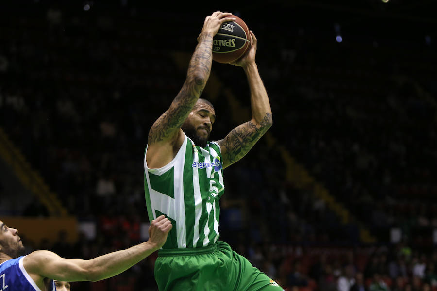 Fotos: Las imágenes del Betis - San Pablo Burgos