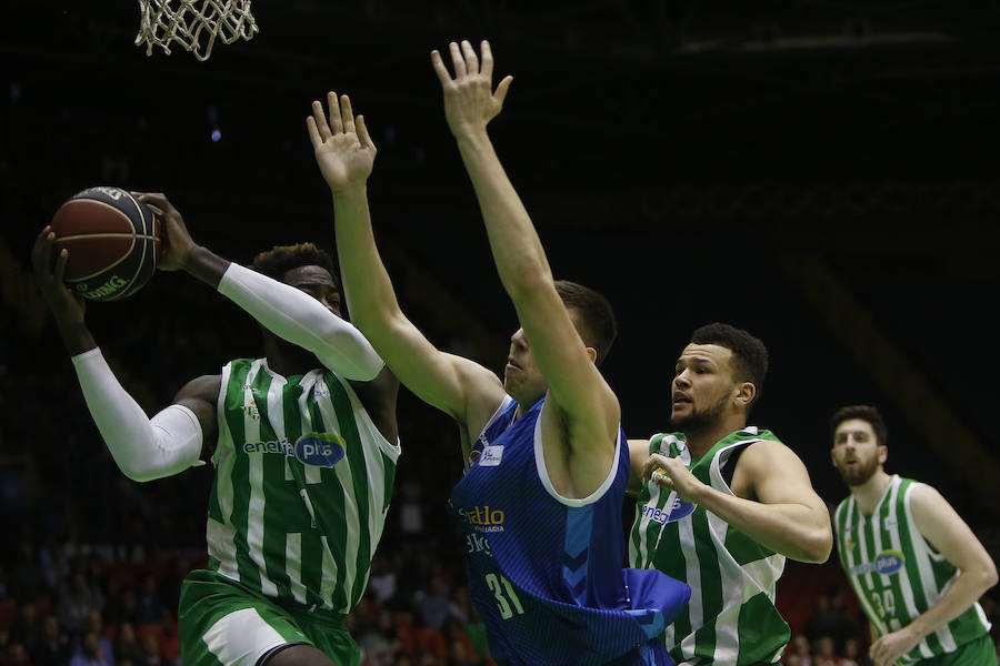 Fotos: Las imágenes del Betis - San Pablo Burgos