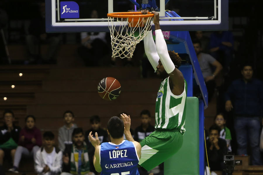 Fotos: Las imágenes del Betis - San Pablo Burgos