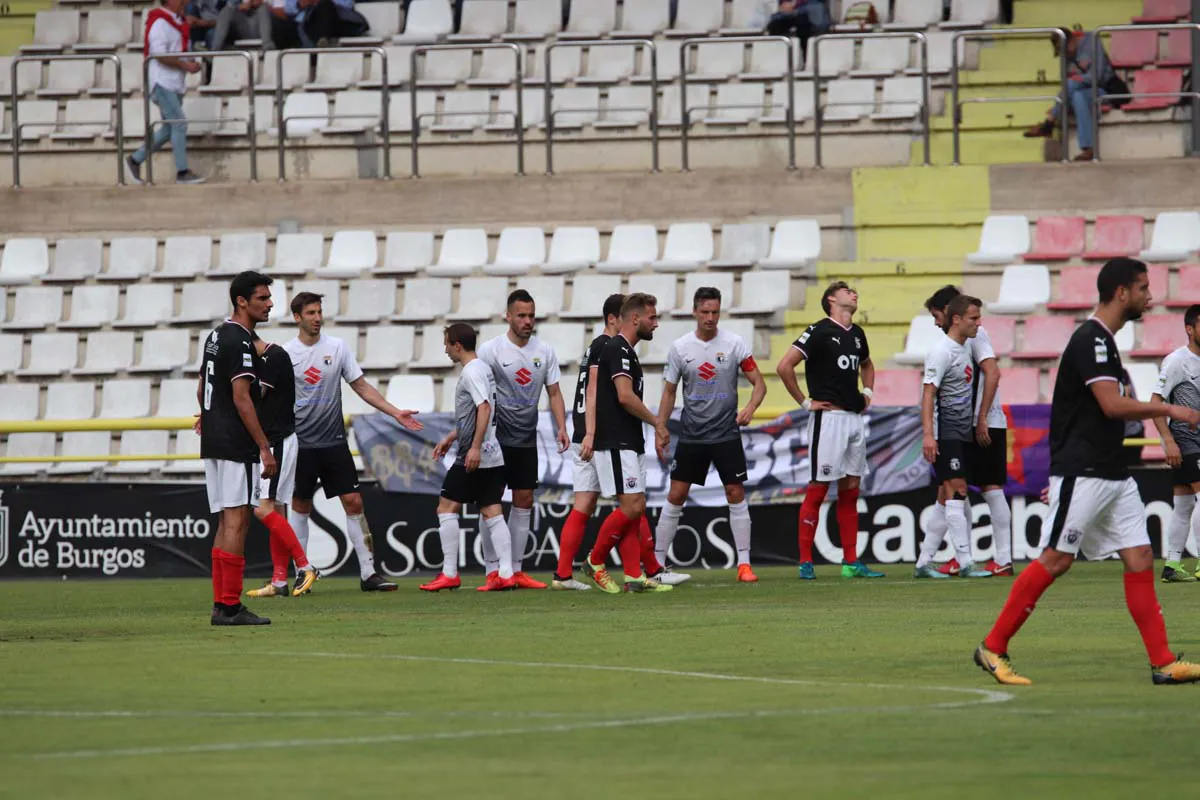 Una selección de las mejores imágenes de la victoria del Burgos CF frente al CD Vitoria.