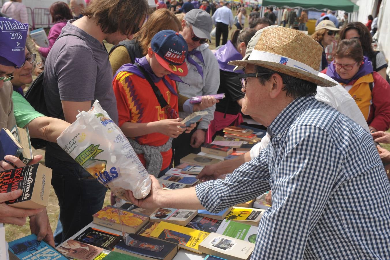 Fotos: Ambiente en Villalar el Día de Castilla y León