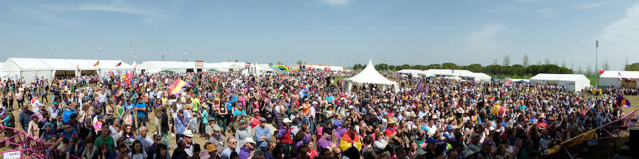 Fotos: Ambiente en Villalar el Día de Castilla y León