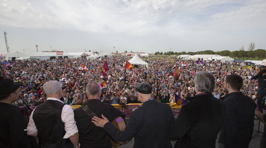 Fotos: Ambiente en Villalar el Día de Castilla y León