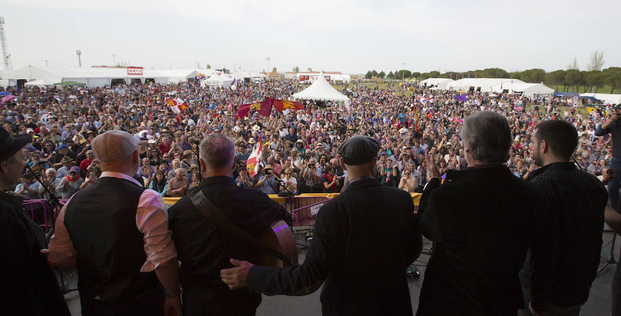 Fotos: Ambiente en Villalar el Día de Castilla y León