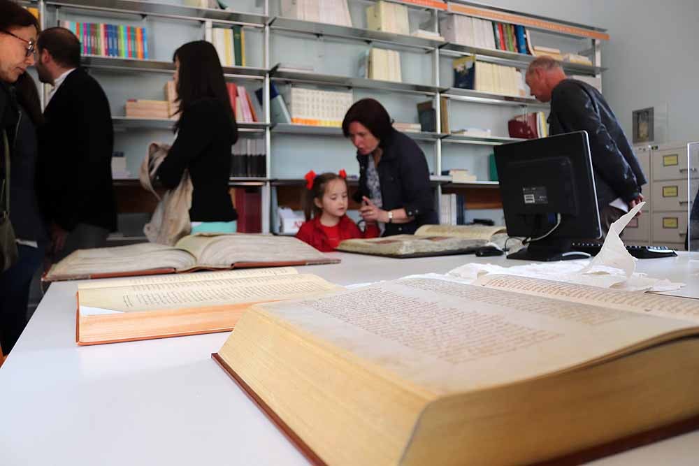 Fotos: Jornada de puertas abiertas en el Instituto de la Lengua