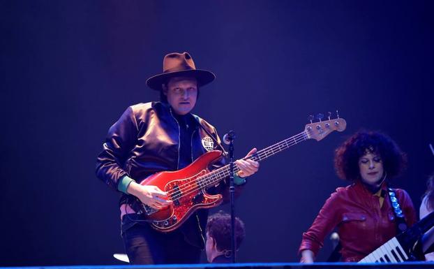 La banda canadiense de rock Arcade Fire toca en Madrid. 