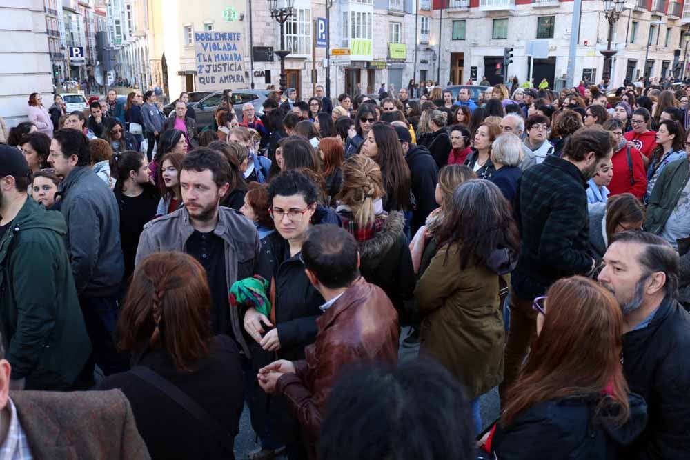 Fotos: Manifestación en Burgos contra la sentencia de &#039;La Manada&#039;