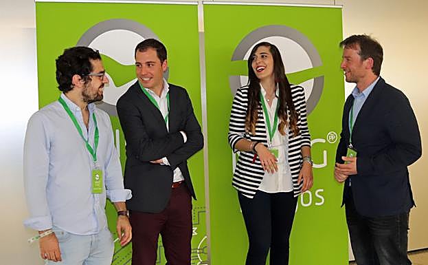 Ballesteros ha estado arropada por Carazo, Sualdea (izda.) y Suárez (dcha.)