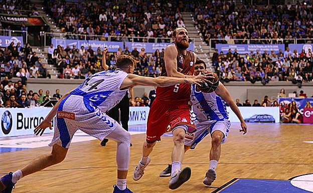 El partido de ida fue un desastre para el San Pablo Burgos
