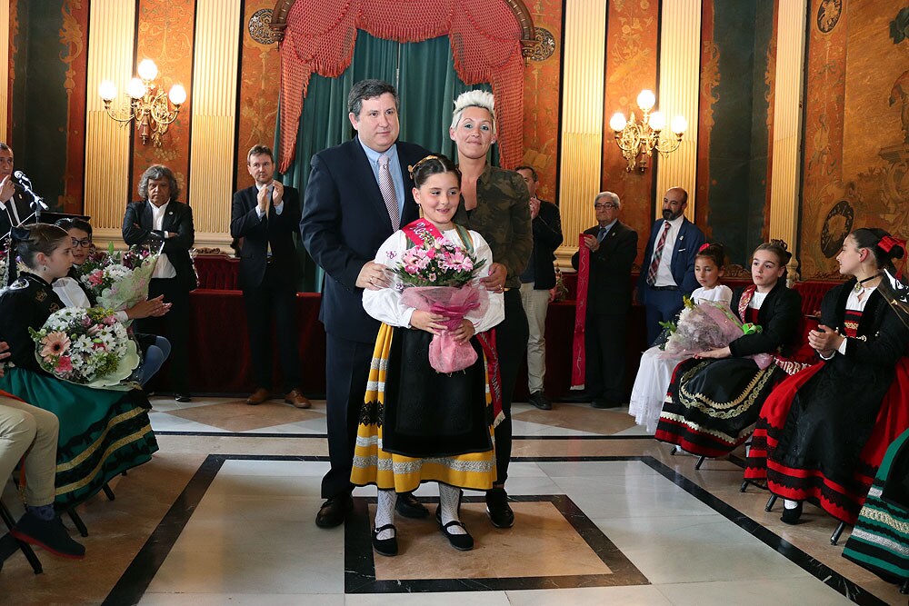 Fotos: Proclamación conjunta de las reinas y reyes de las peñas