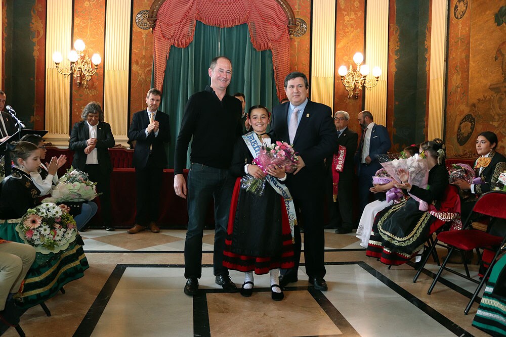 Fotos: Proclamación conjunta de las reinas y reyes de las peñas