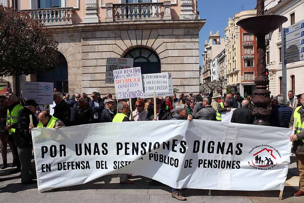 Fotos: Manifestación en defensa de las pensiones