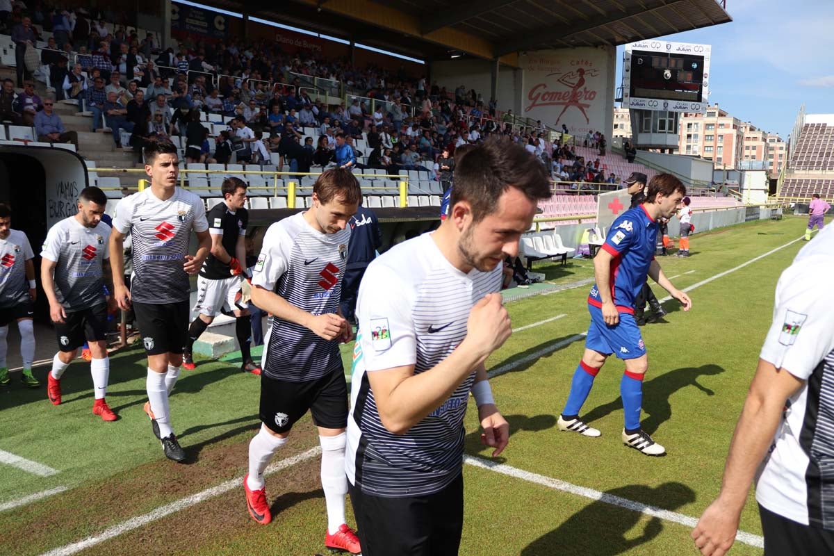 Fotos: Burgos CF - SD Amorebieta