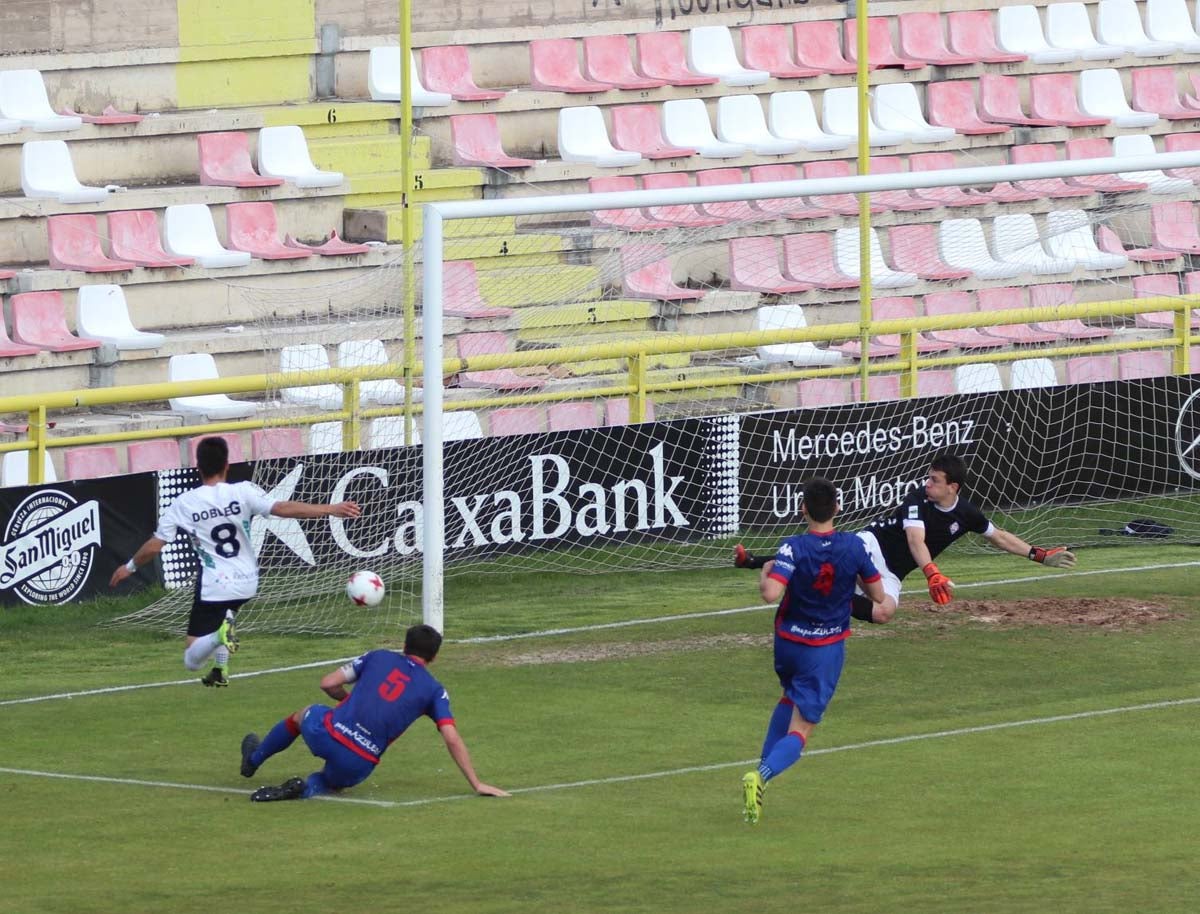 Fotos: Burgos CF - SD Amorebieta