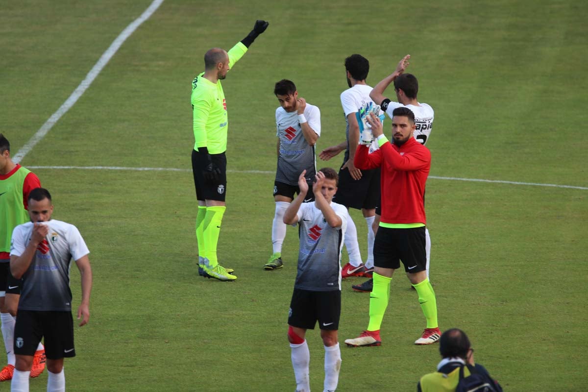 Fotos: Burgos CF - SD Amorebieta